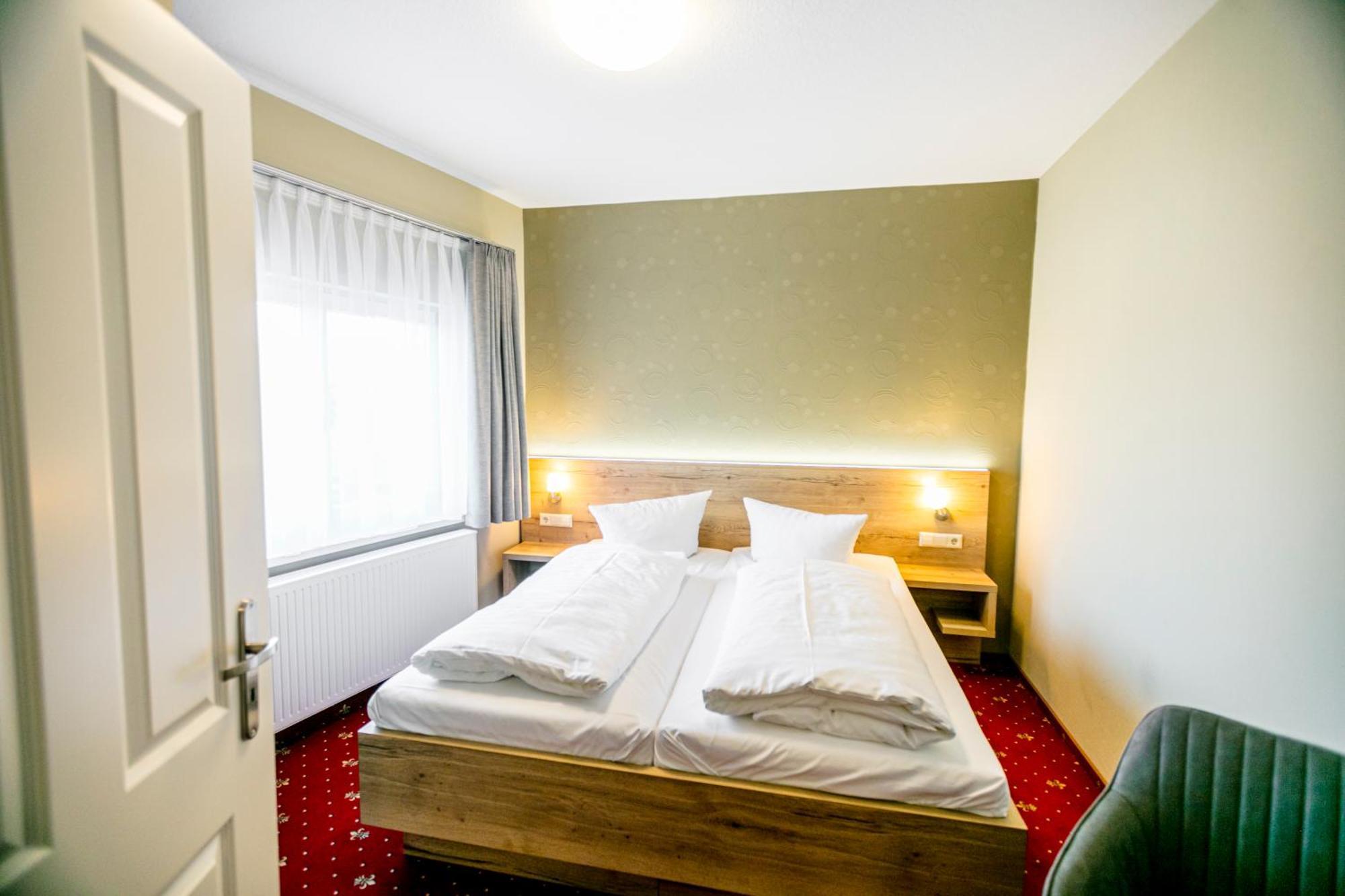 Hotel Zum Goldenen Loewen Peitz 외부 사진