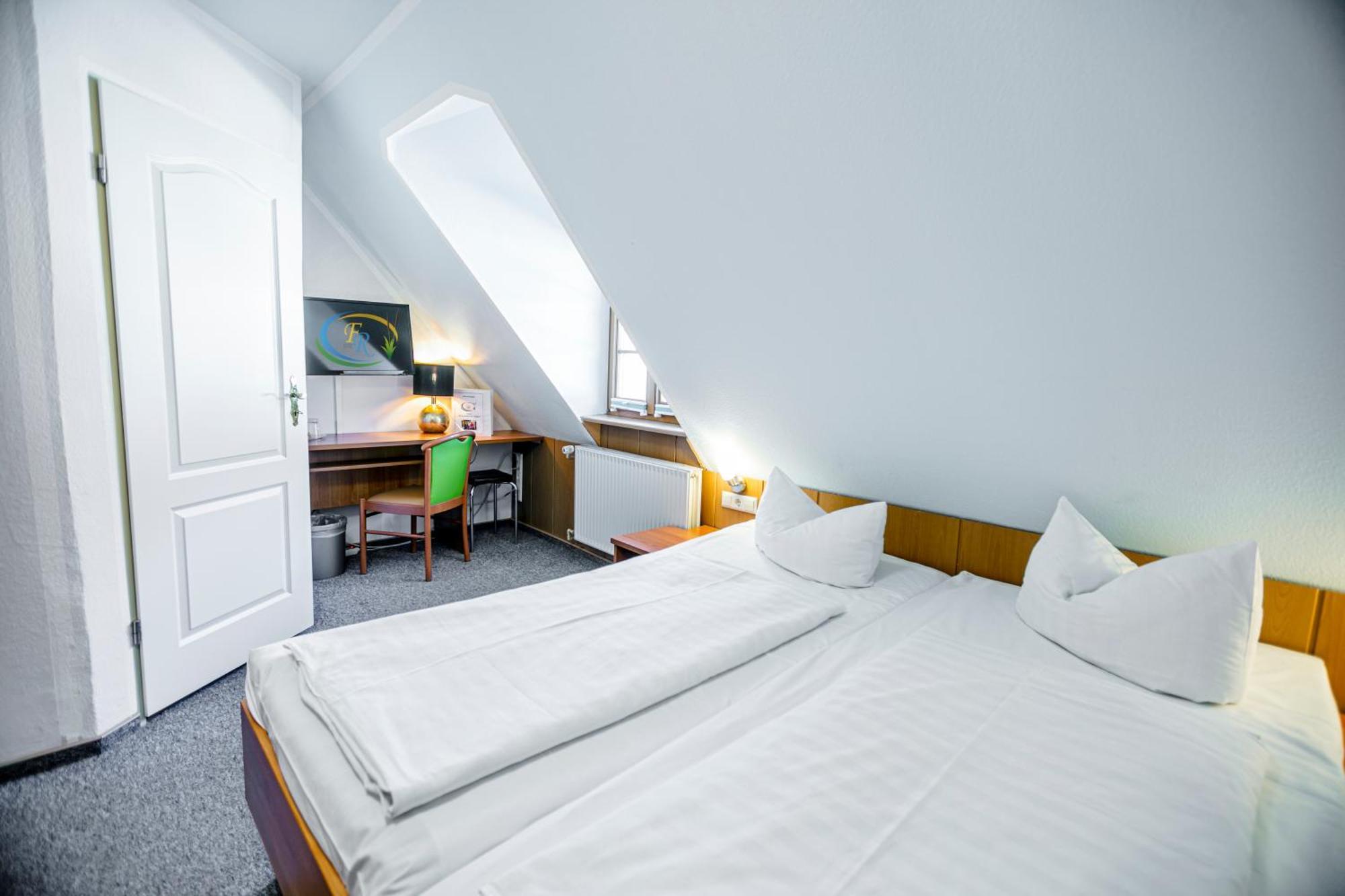 Hotel Zum Goldenen Loewen Peitz 외부 사진